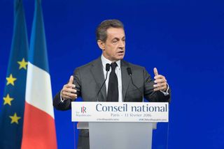 Nicolas-sarkozy-president-du-parti-les-republicains-le-13-02-2016-lors-du-conseil-national-du-parti